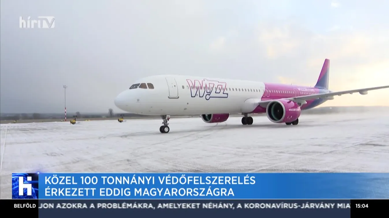 Újabb orvosi védőeszközöket szállító gép érkezett Magyarországra