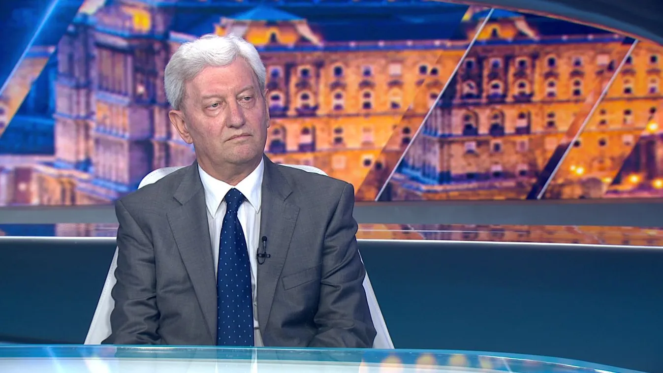 Az egyéni munkarend ugyanazt a lehetőséget fogja nyújtani, mint a magántanulói jogviszony