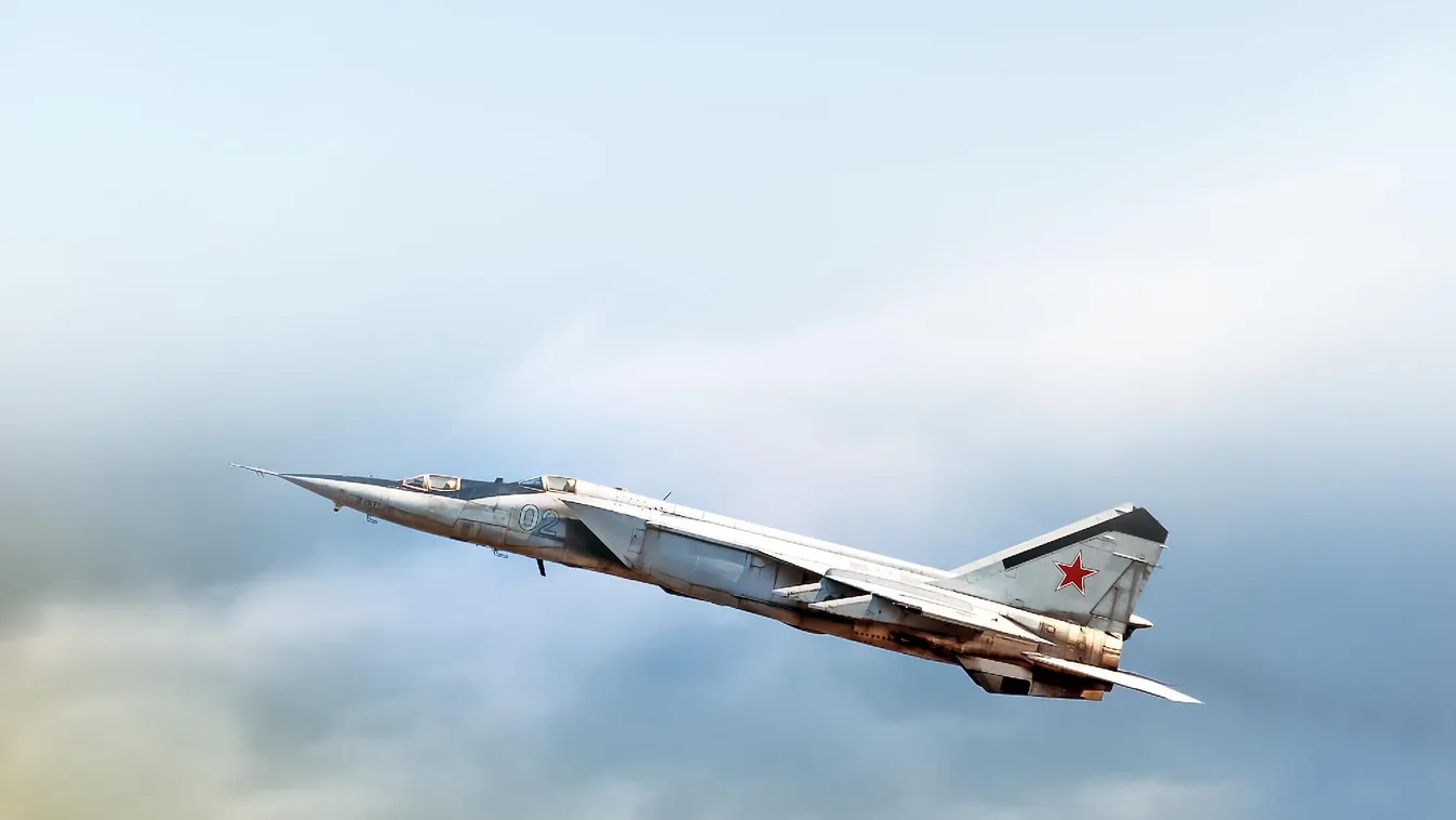 Meghalt a pilóta, aki egy lopott szovjet vadászgéppel disszidált Nyugatra