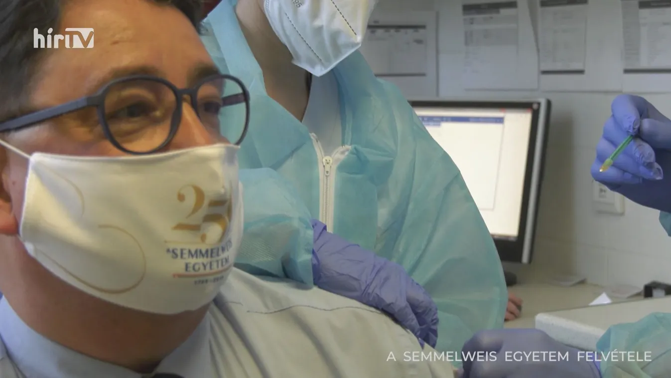 A Semmelweis Egyetem rektorát Szputnyik V vakcinával oltották be