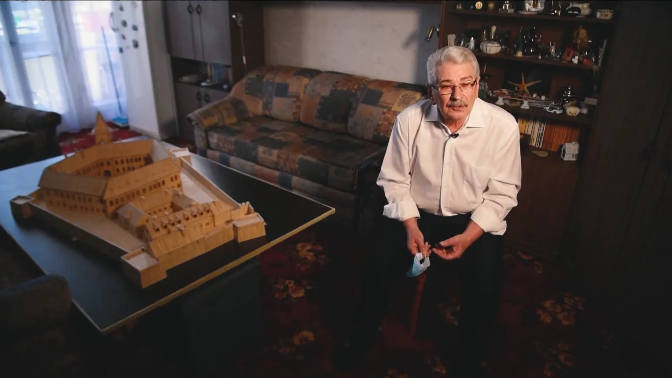 Radar - Gyufaszálakból épít kastélyokat