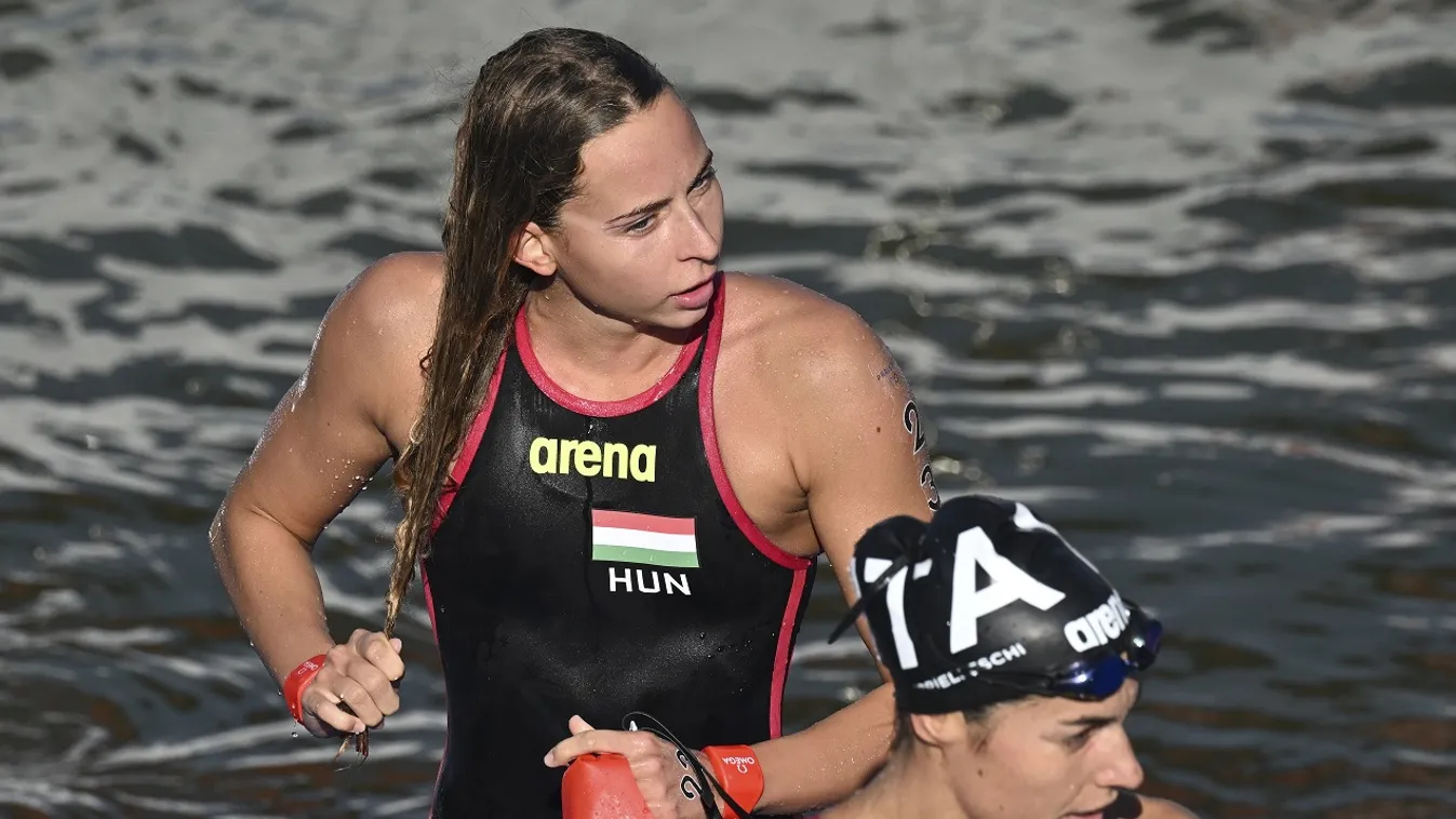 Olimpia: Pálinkával fertőtlenített Fábián Bettina nyíltvízi úszónk a Szajnából kilépve + videó