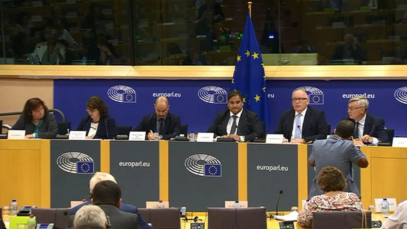 „A magyarok legalább úgy tesznek, mintha együttműködnének”