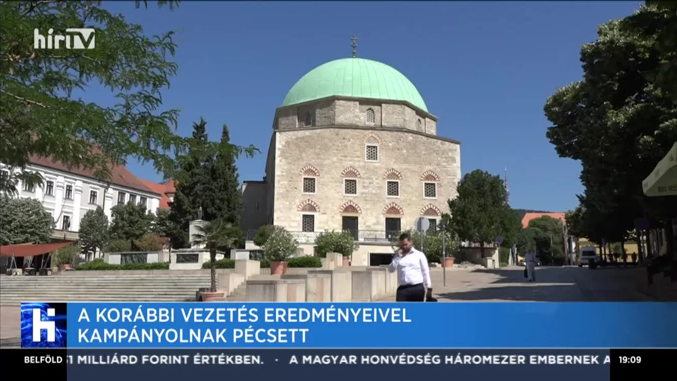 A korábbi vezetés eredményeivel kampányolnak Pécsett