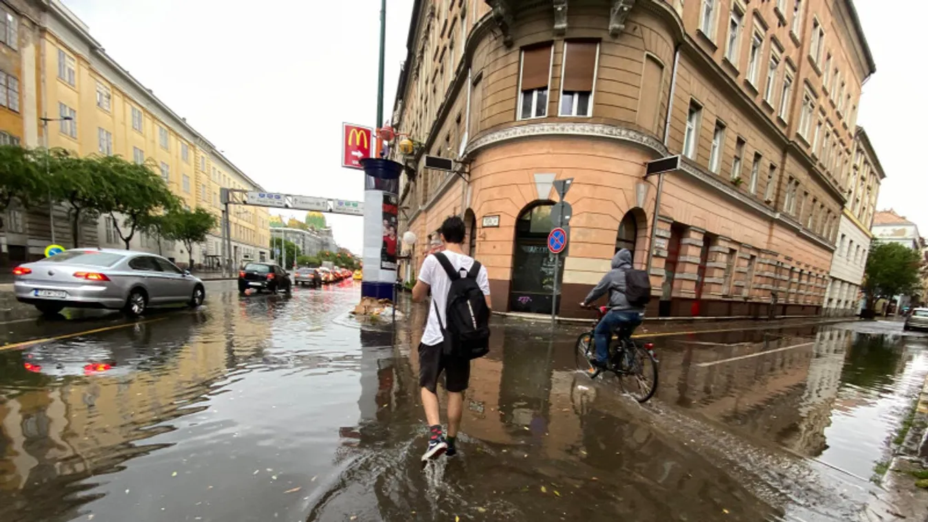 Hihetetlen eső zúdult Budapestre - megdöbbentő képek