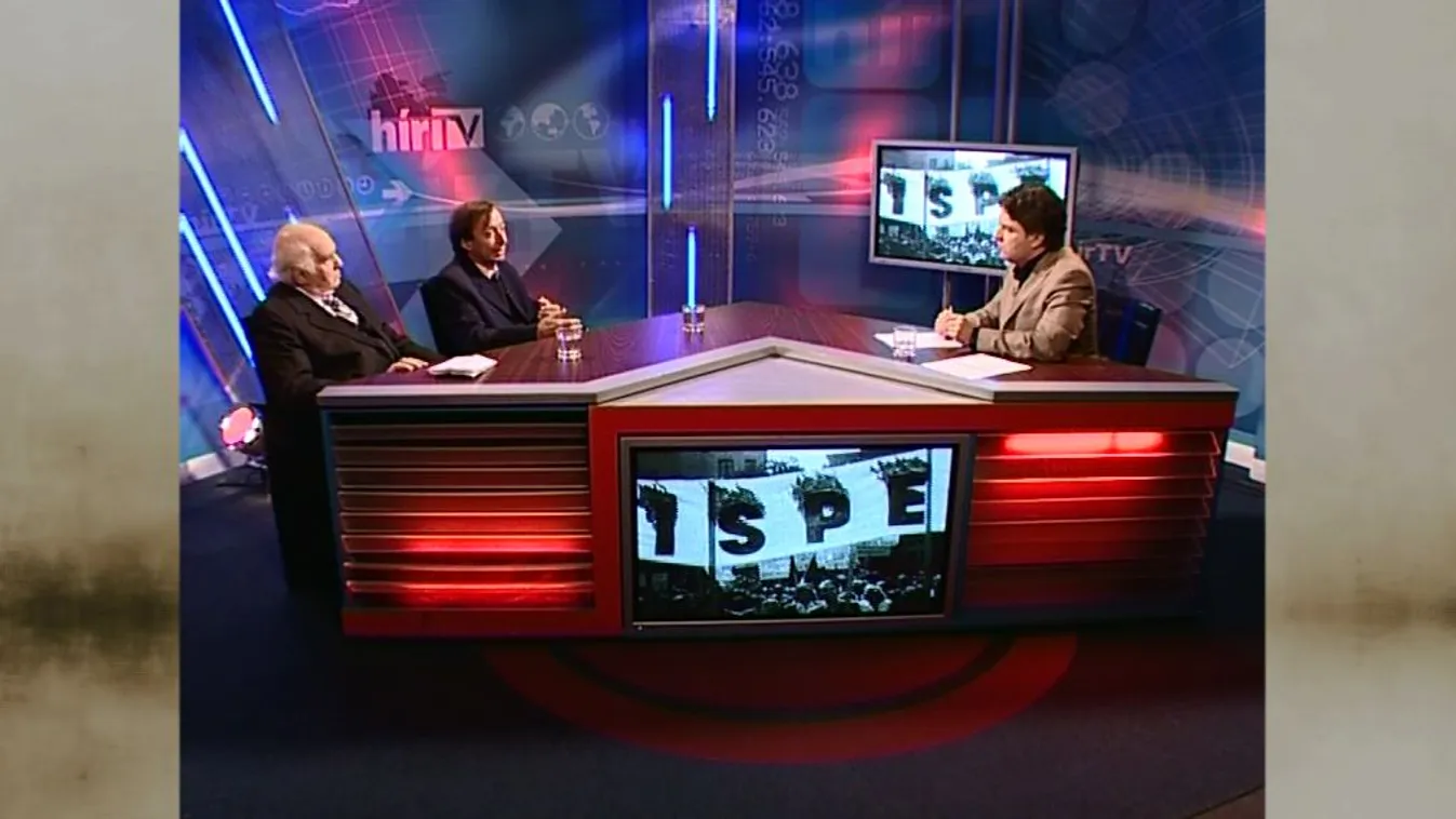 A kommunisták 4 év alatt felszámolták a politikai pluralizmust