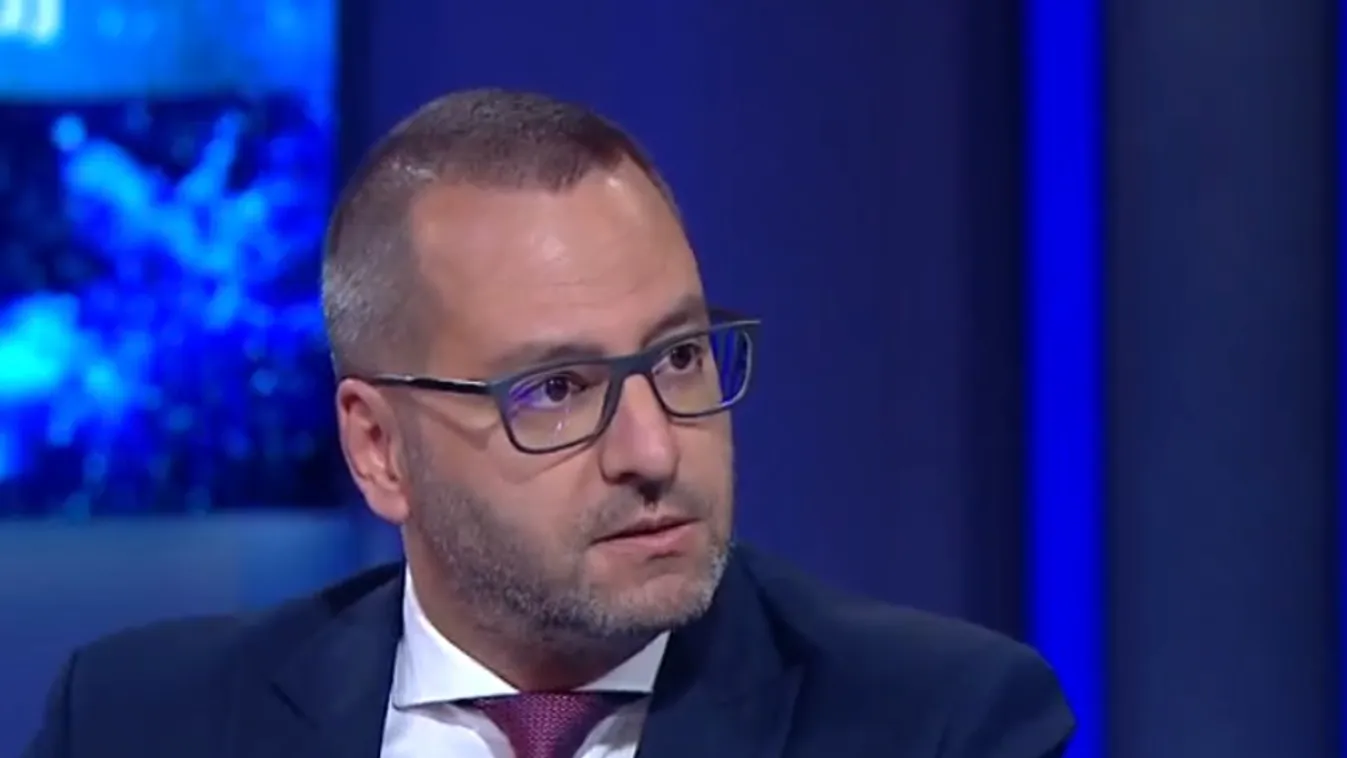 Bayer show – Lánczi Tamás: ha te is mikroadományozó vagy, akkor téged átvertek + videó