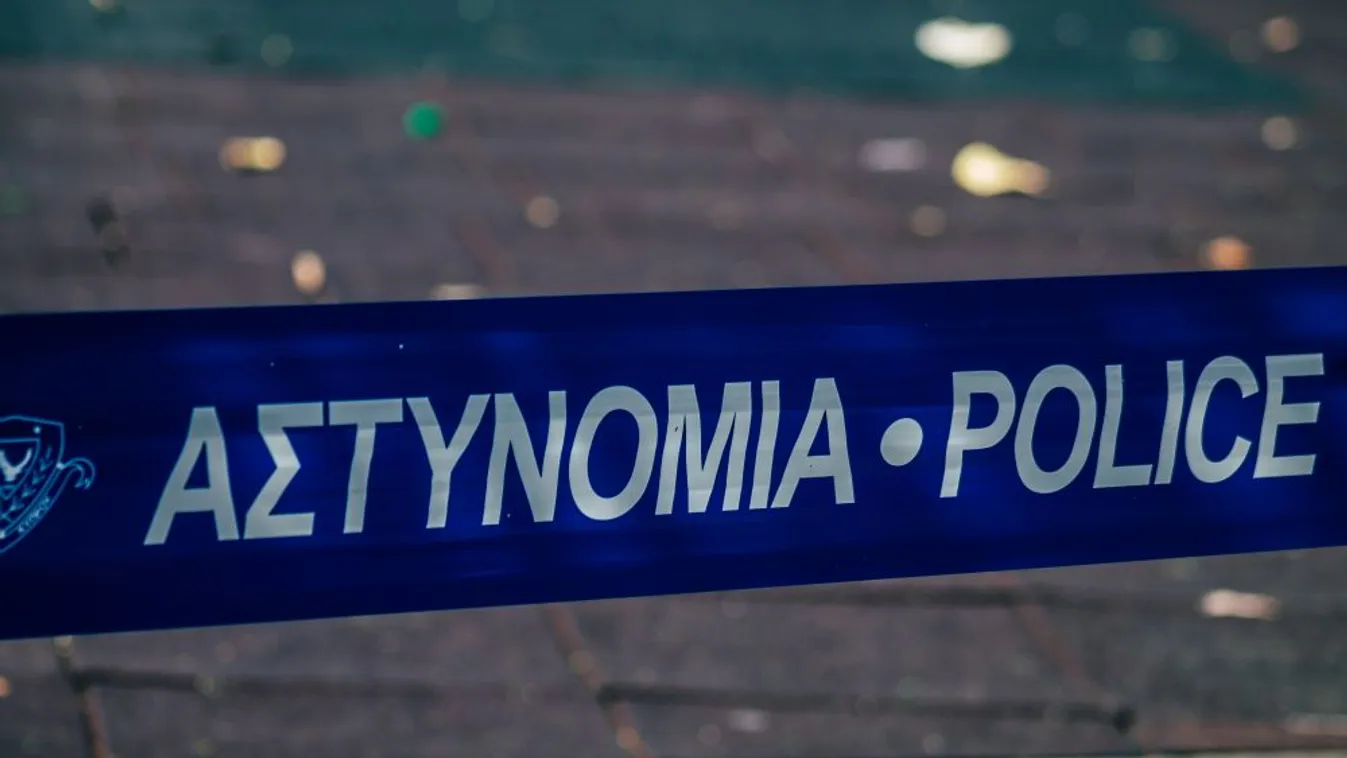 Tüntetők támadták meg egy ciprusi televízió székházát