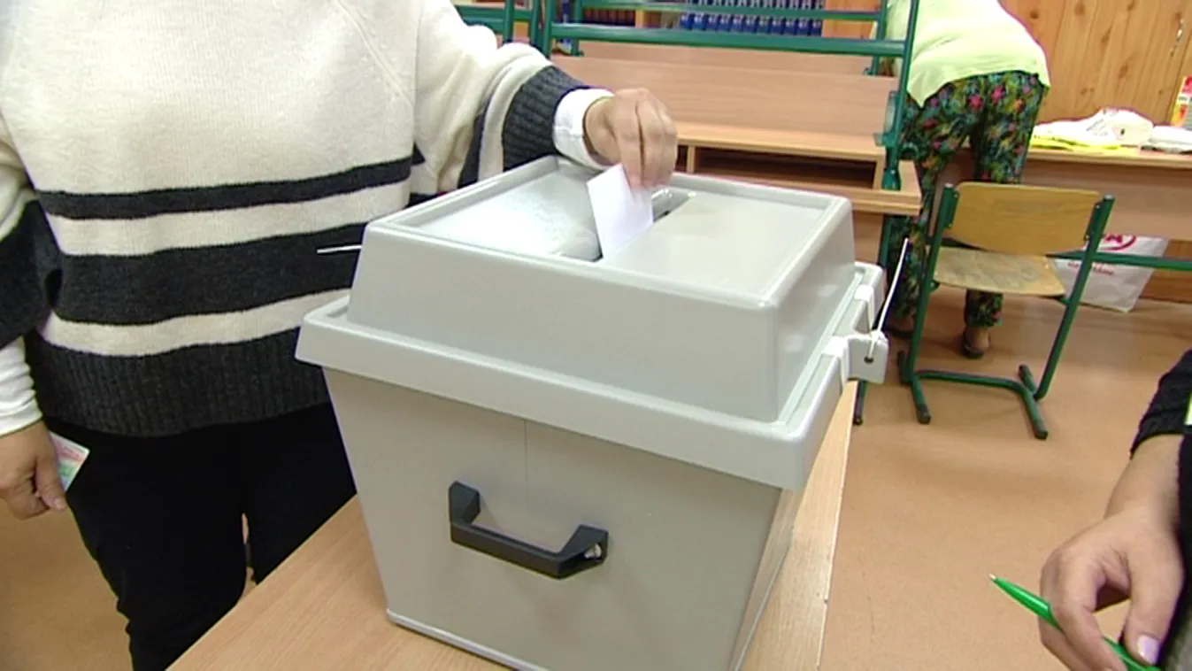 Egy időben zajlik majd a gyermekvédelmi népszavazás és a választás április 3-án