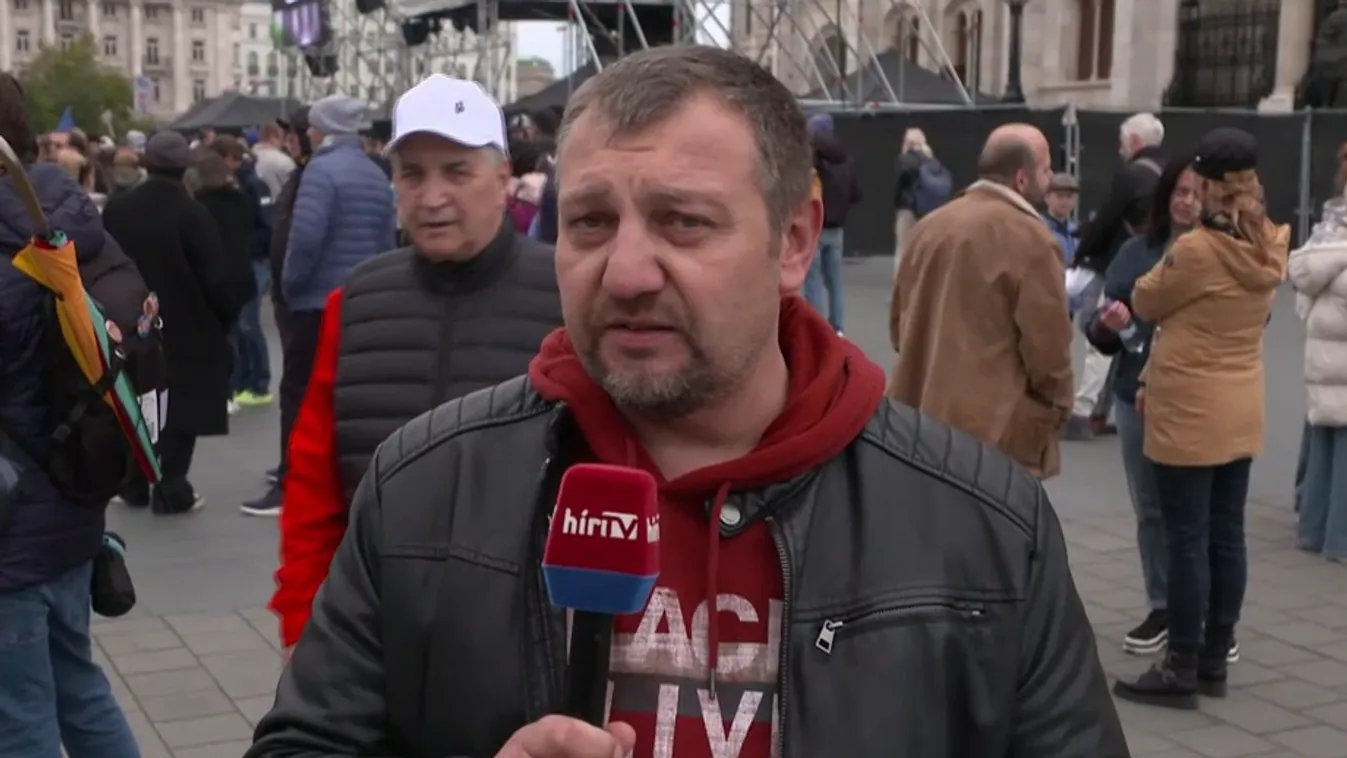 Rágalmazók melletti kiállás a Kossuth téren + videó