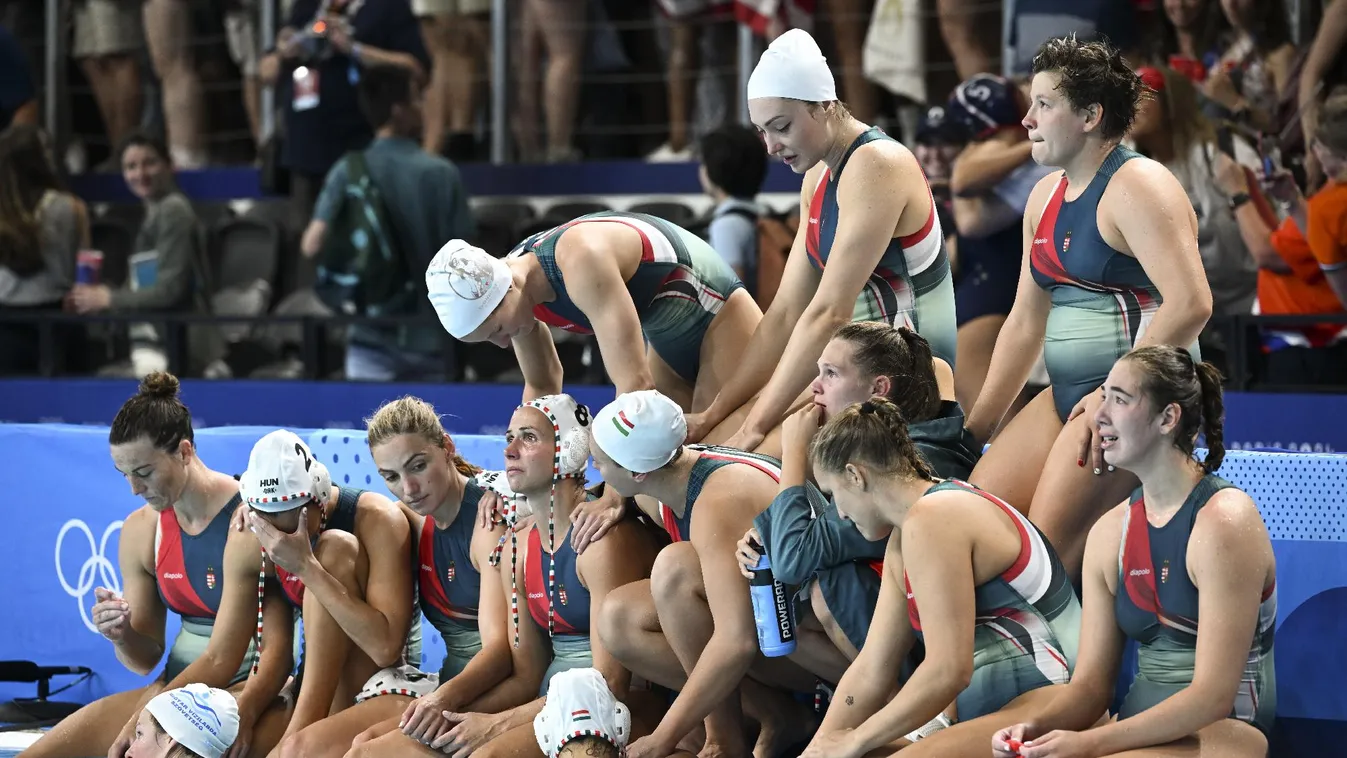 Óriási csatában az amerikaiak felülkerekedtek a magyar női vízilabda-válogatotton