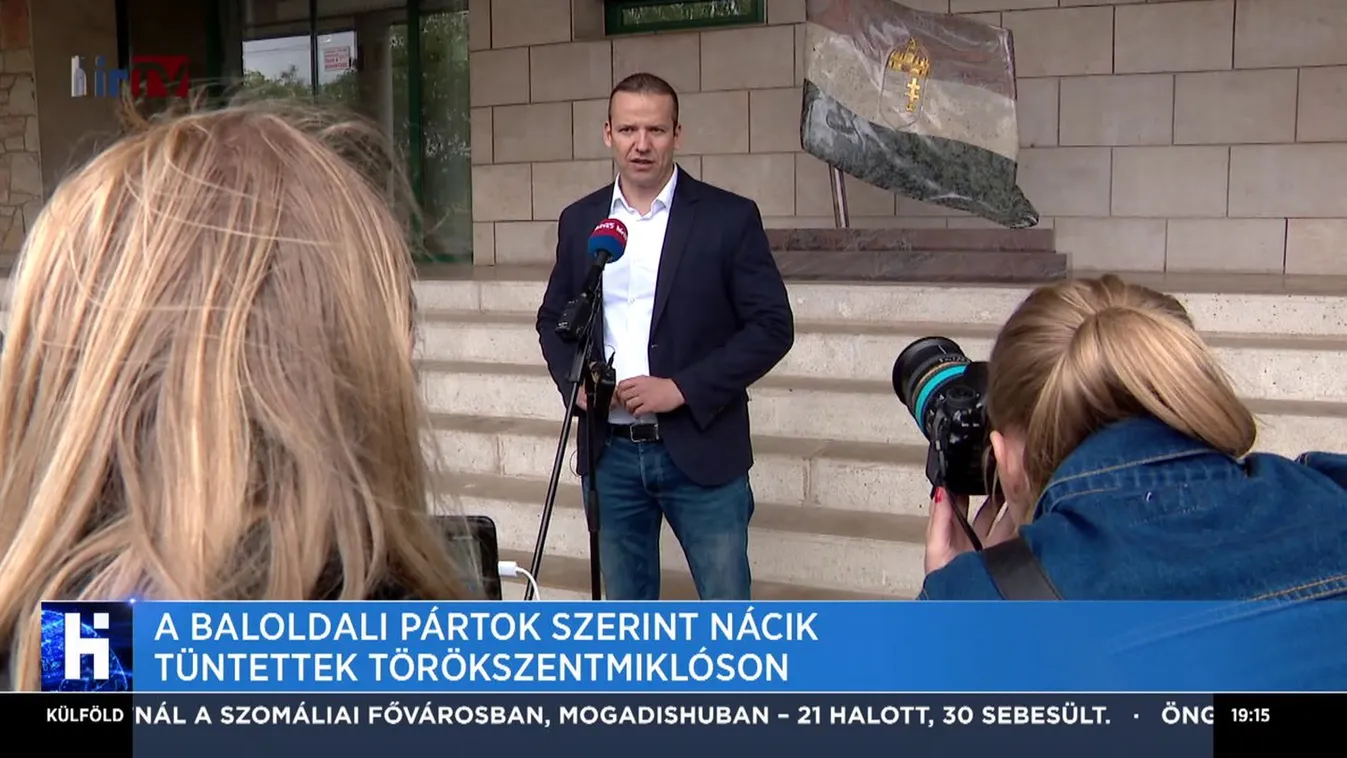 A baloldali pártok szerint nácik tüntettek Törökszentmiklóson