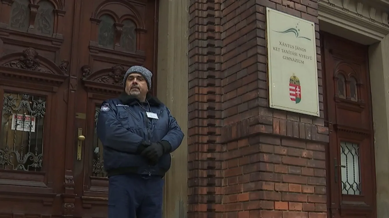 Radar – Bombariadók árnyékában + videó