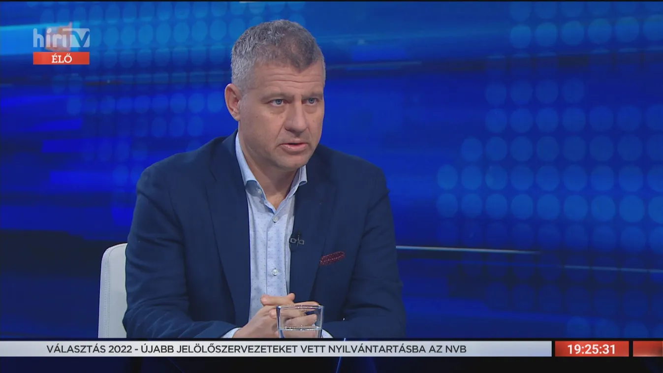 Szatmáry Kristóf: A társadalmi kihívásokat Magyarországon belül kell megoldani