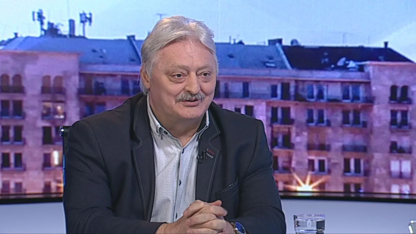 Gajdics Ottó kapta a Jótollú magyar újságíró díjat