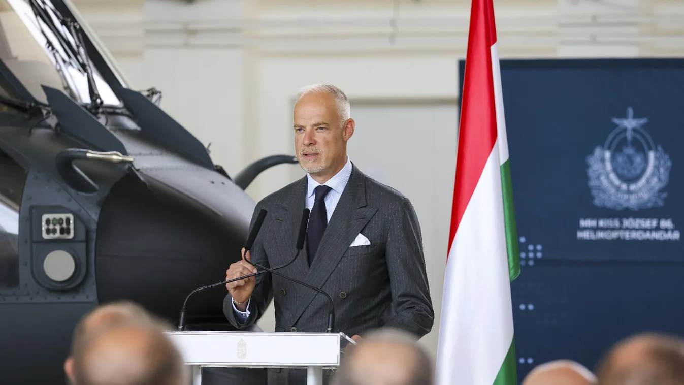Szalay-Bobrovniczky Kristóf: teljessé vált a Magyar Honvédség közepes kategóriájú, többfeladatú helikopterflottája