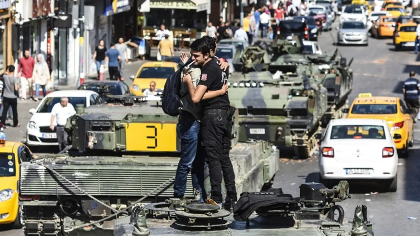 Erdogan megtorlást ígér – egy miniszter már halálbüntetésről beszél