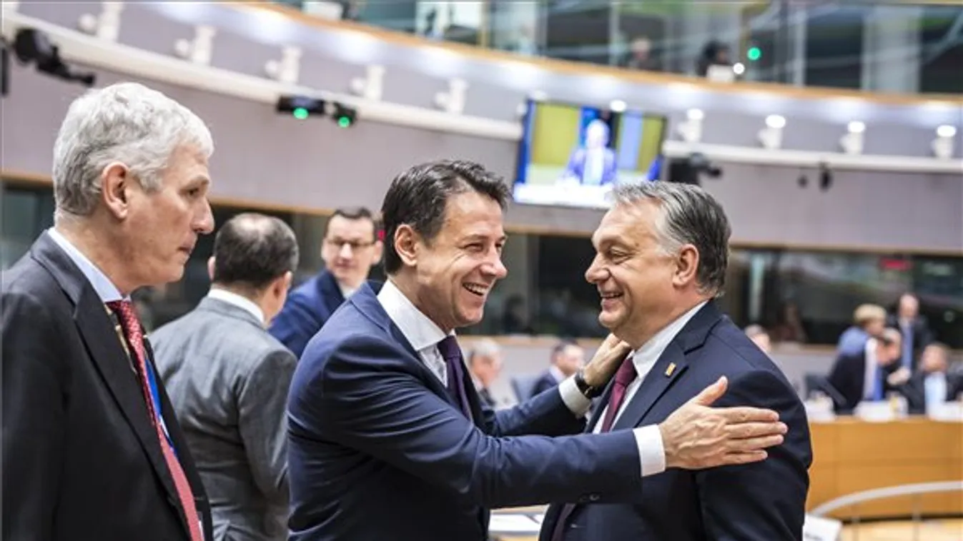 Ma megszülethet az egyezség a britek kilépésről