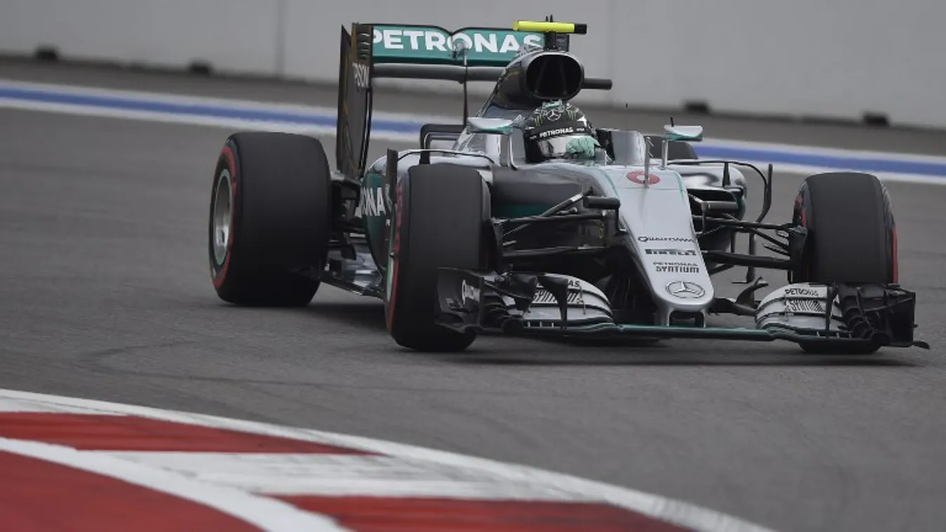 Rosbergé az első rajtkocka Oroszországban