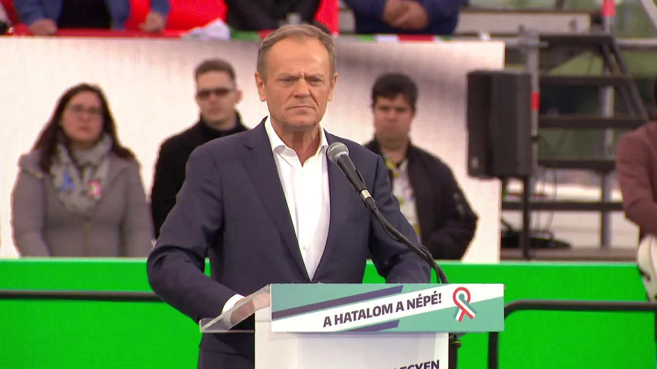 A fegyverszállítás mellett kampányol Donald Tusk