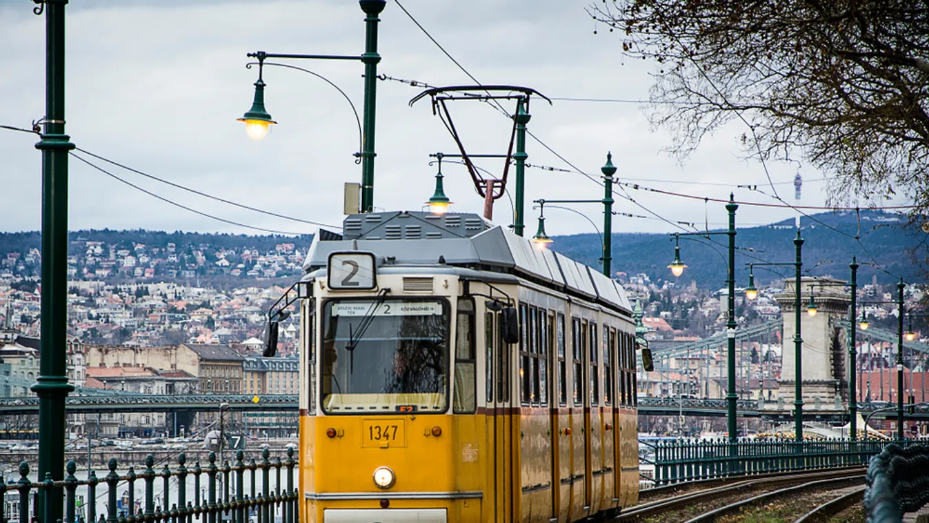 Fürjes: Ne a szombati menetrend szerint közlekedjenek a budapesti járatok!