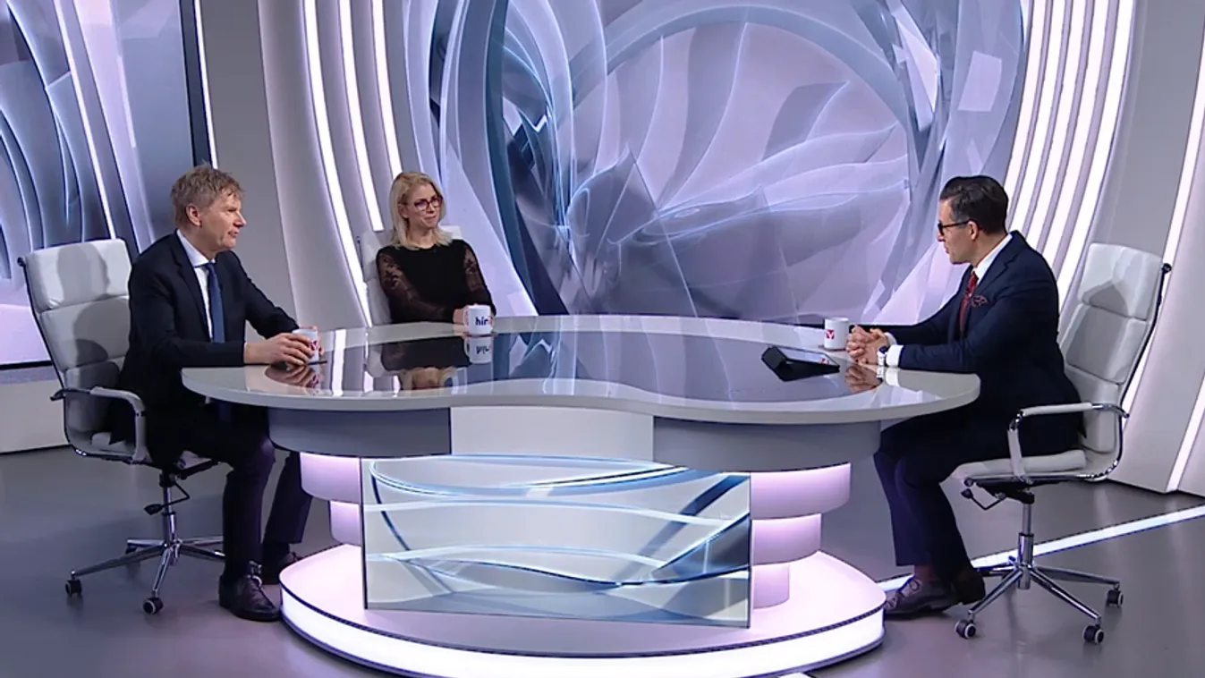 Elhunyt Gerő András történész