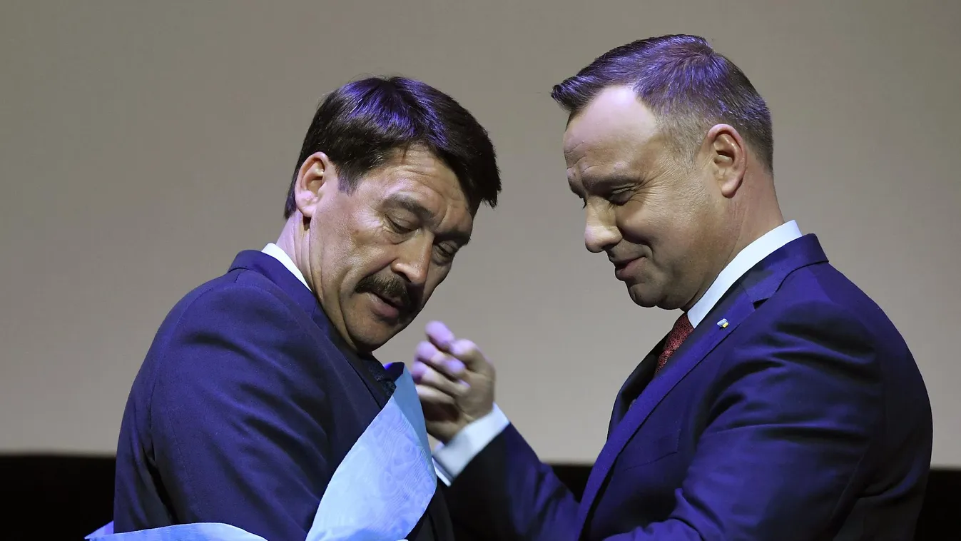 A legmagasabb lengyel állami kitüntetést adományozták Áder Jánosnak