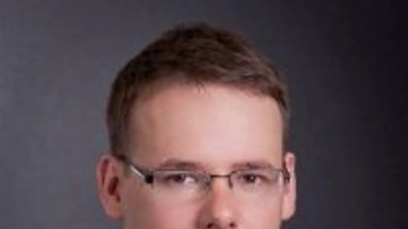 Szijjártó államtitkára is a Soros-egyetemen tanul