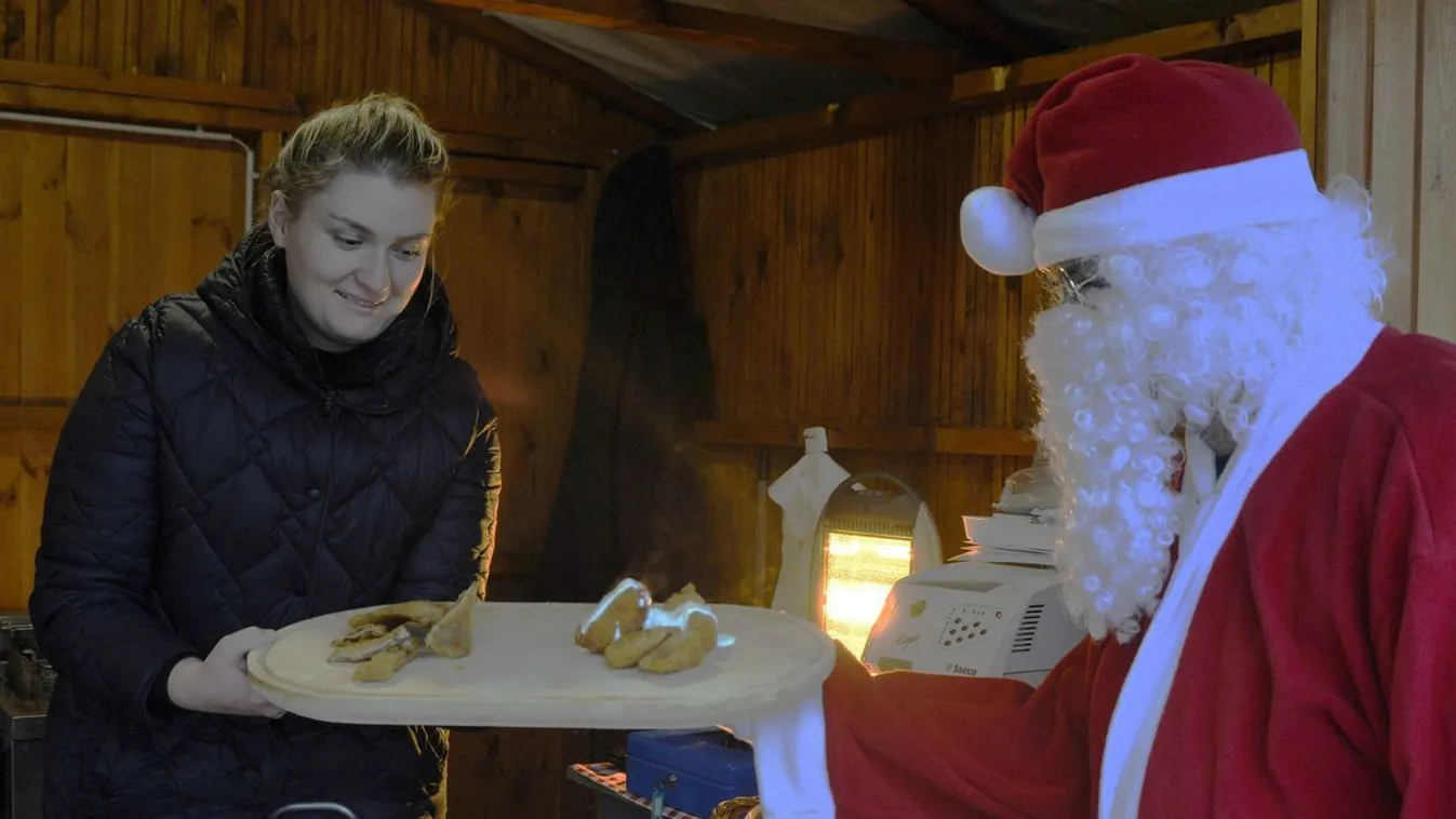 Nincs nyíregyházi karácsonyi vásár csábító, ínycsiklandozó ízek nélkül