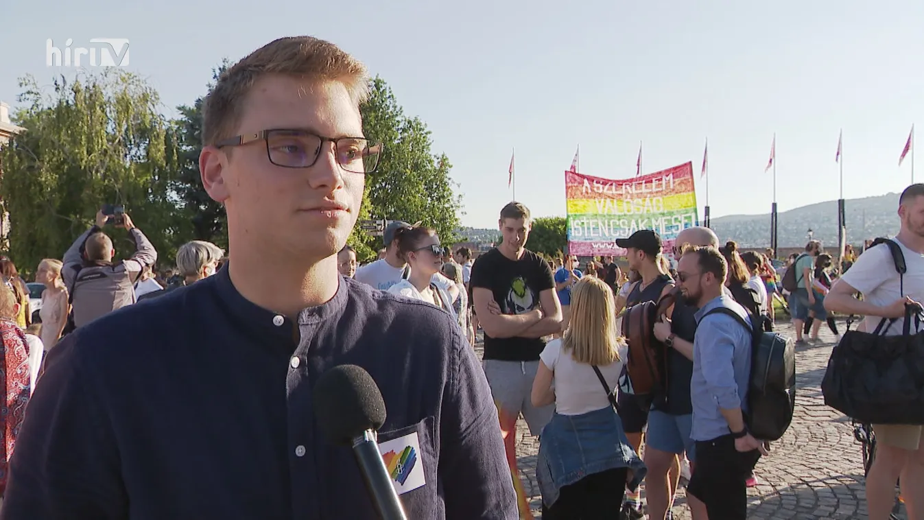 Ismét a pedofiltörvény ellen tüntettek