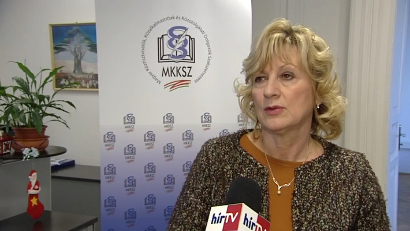 Nem kell őket kirúgni, lassan maguktól is elhagyják a pályát