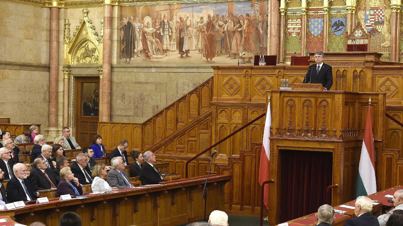 Kövér: A magyarok és lengyelek csak önmagukra és egymásra számíthatnak