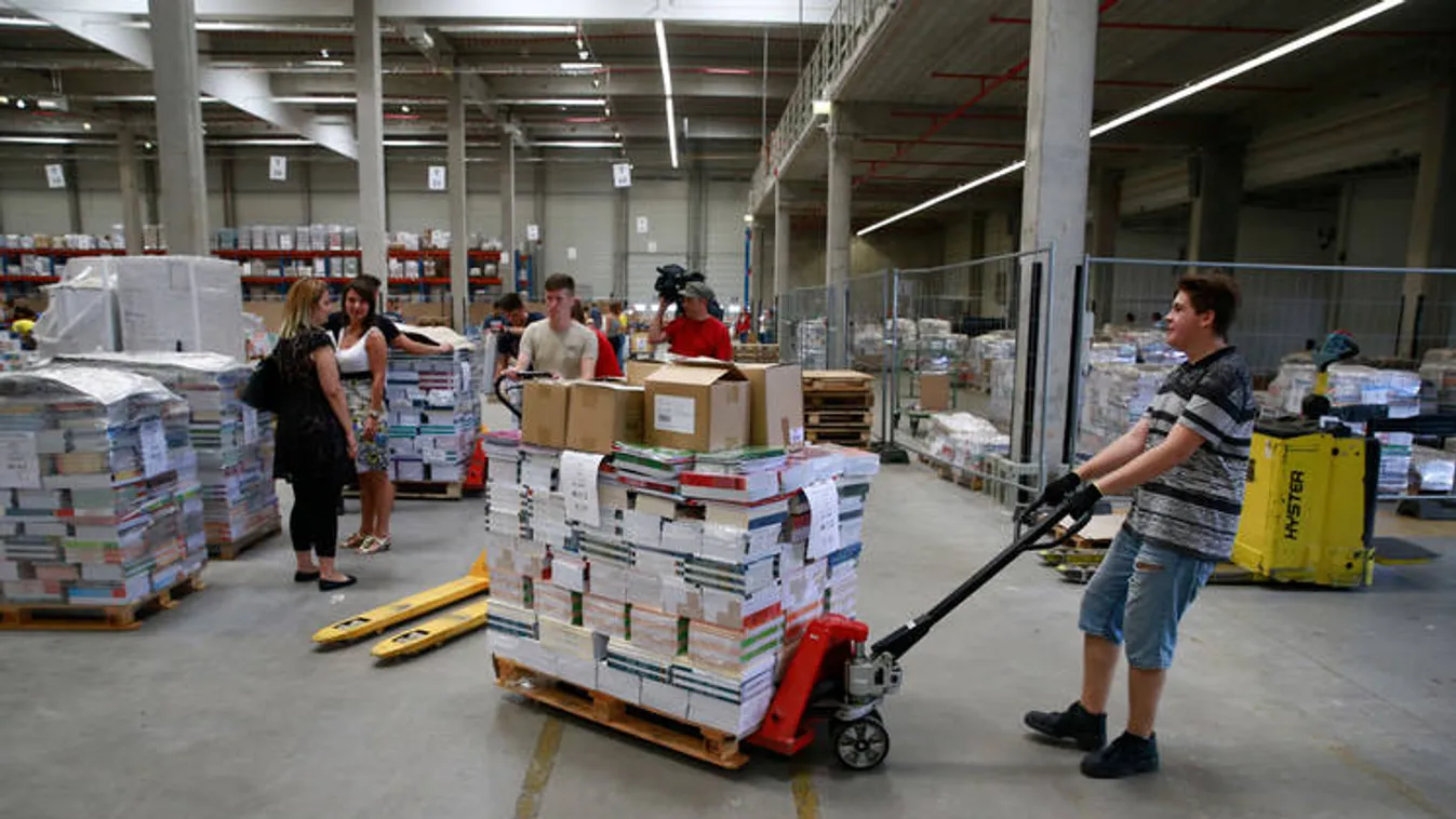 Biztosított a tankönyvellátás