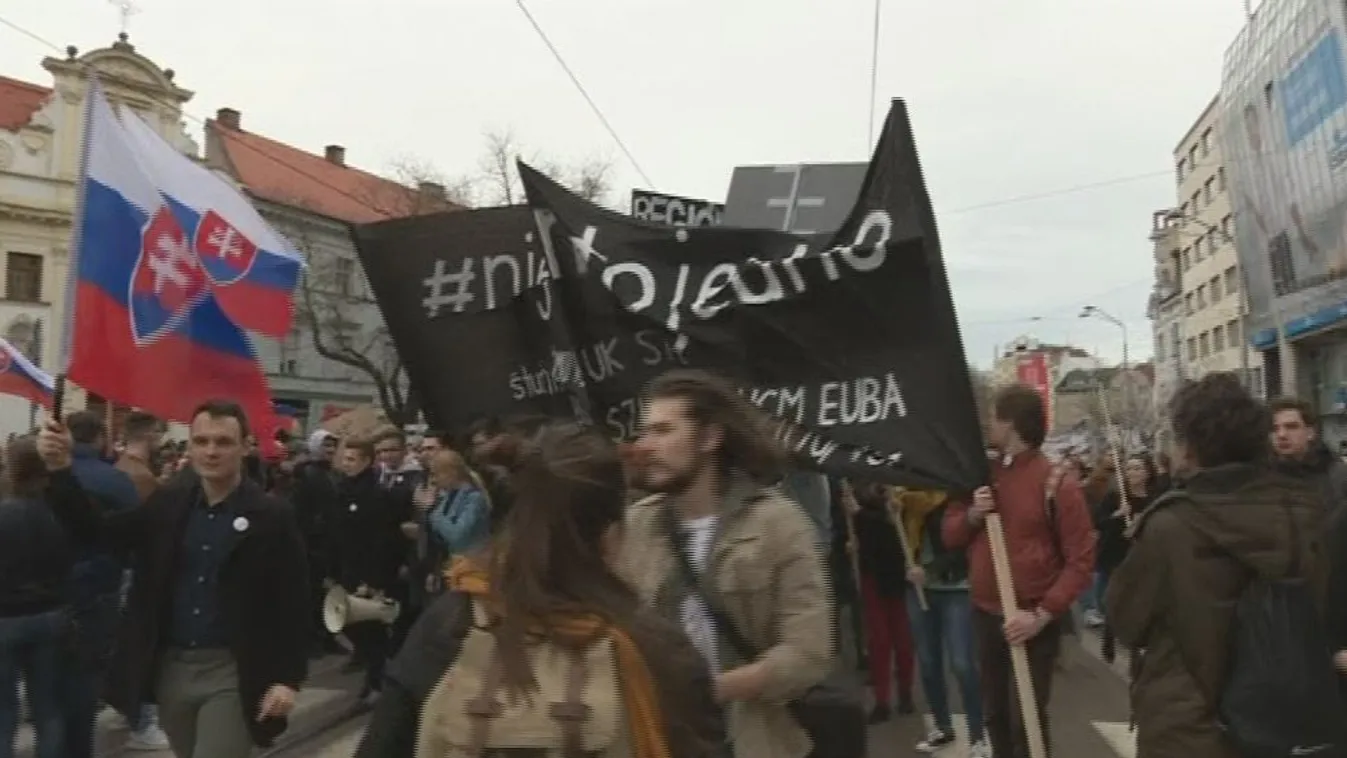 Ismét a kormány ellen tüntettek Szlovákiában