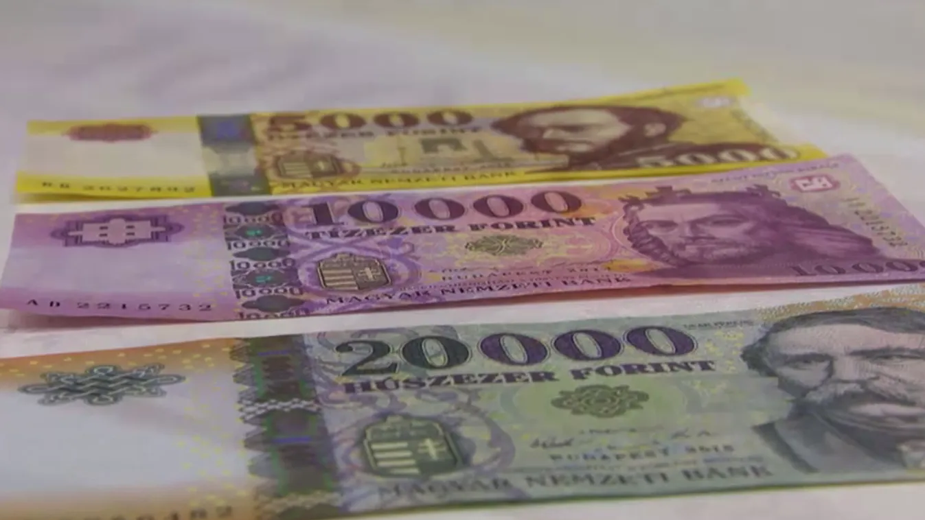 Masszív menetelésbe kezdett a forint