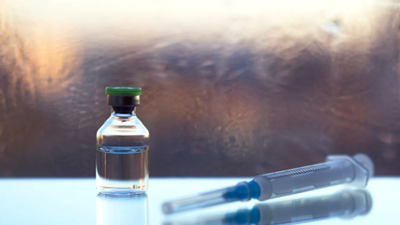 300 millió adag vakcina vásárlásáról állapodott meg az EU és a Pfizer/Biontech