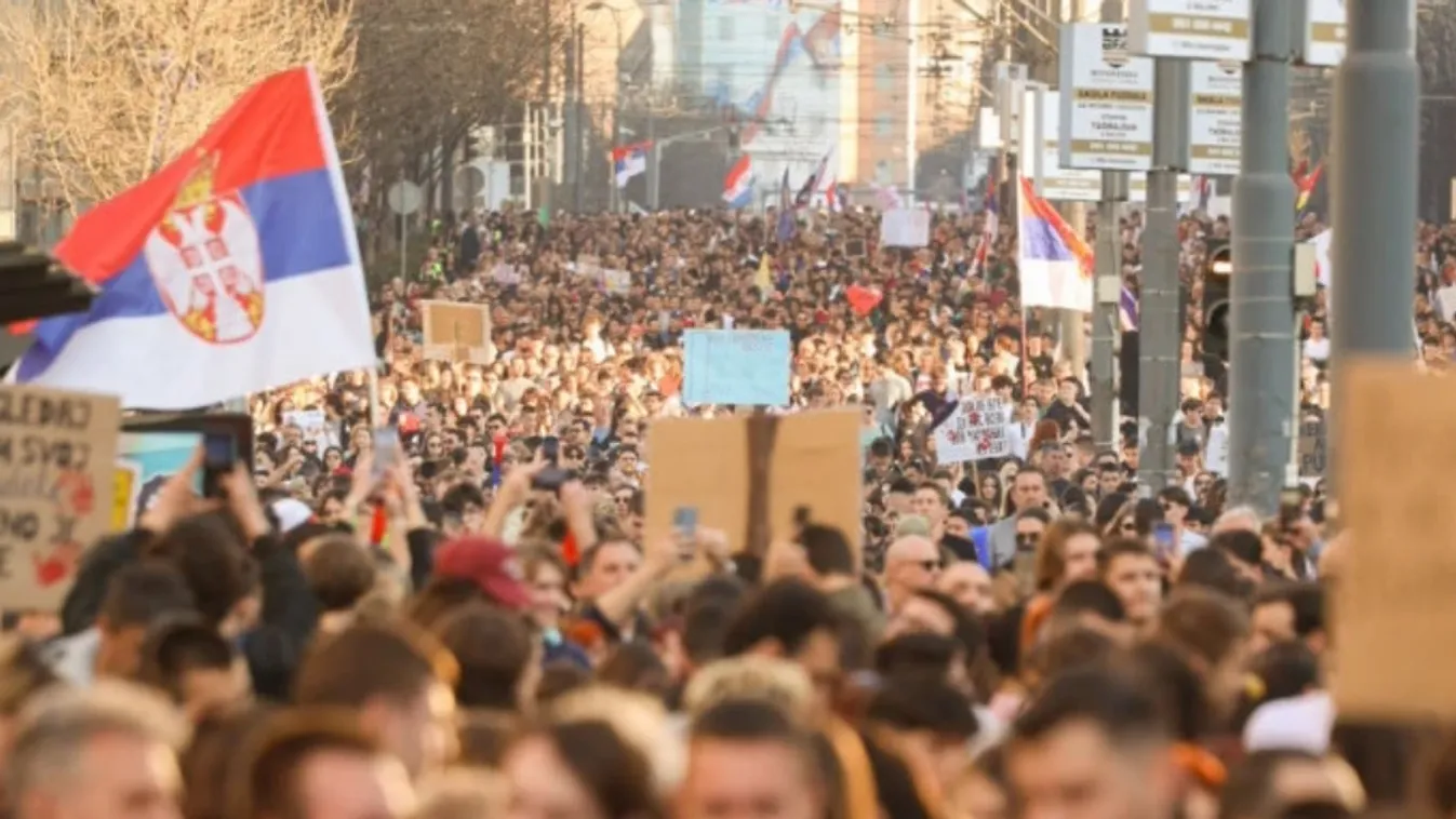 „Színes forradalomra tett kísérlet"-nek nevezték el a szerbiai tiltakozásokat