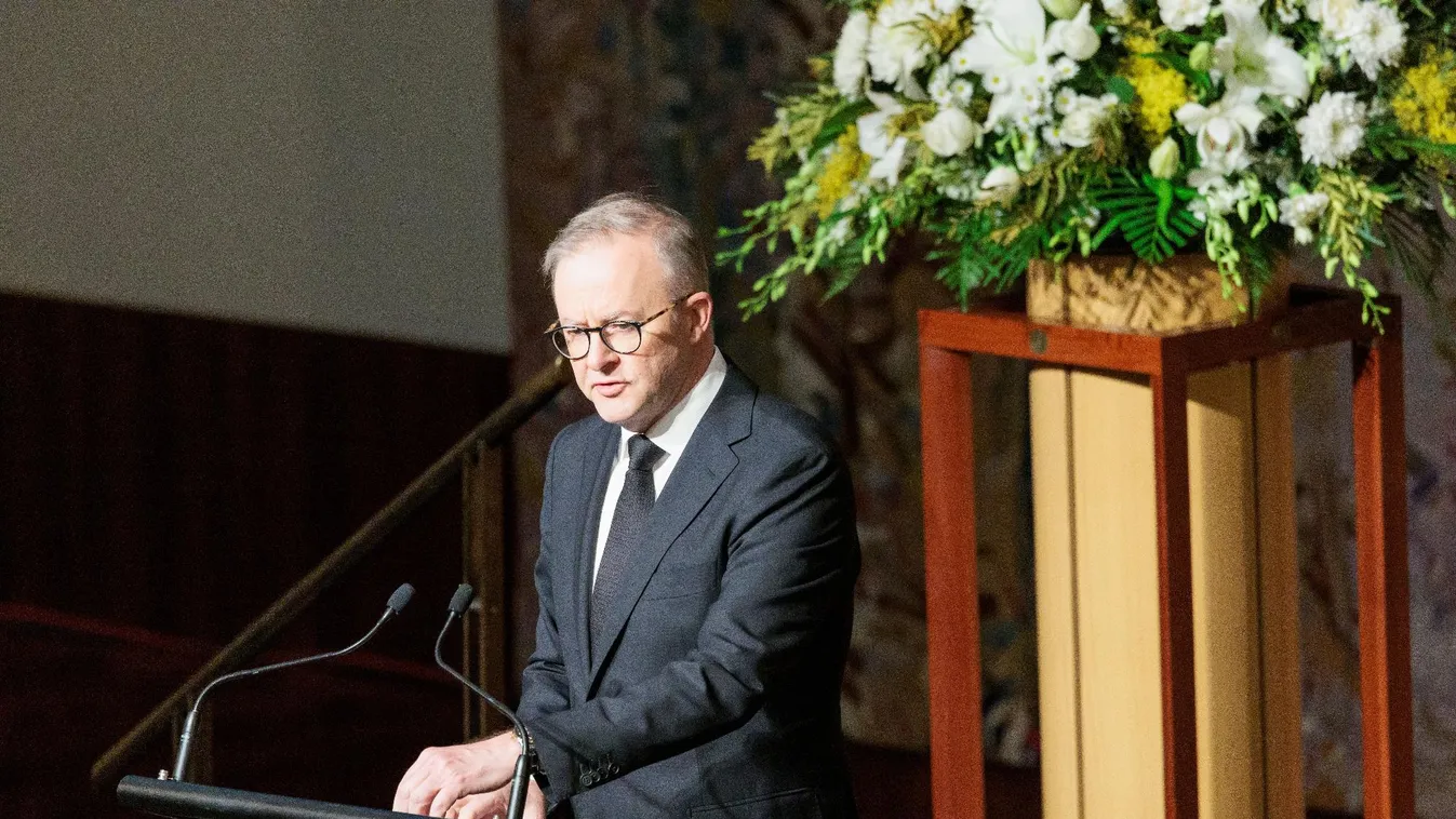 Ausztrália miniszterelnöke hűséget fogad III. Károly királynak