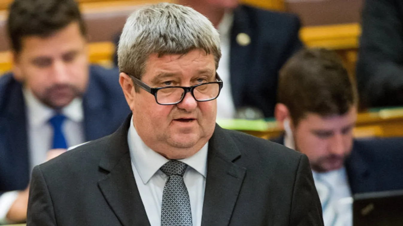 Tállai: Bevált a rugalmas és átlátható magyar adóssegítő modell