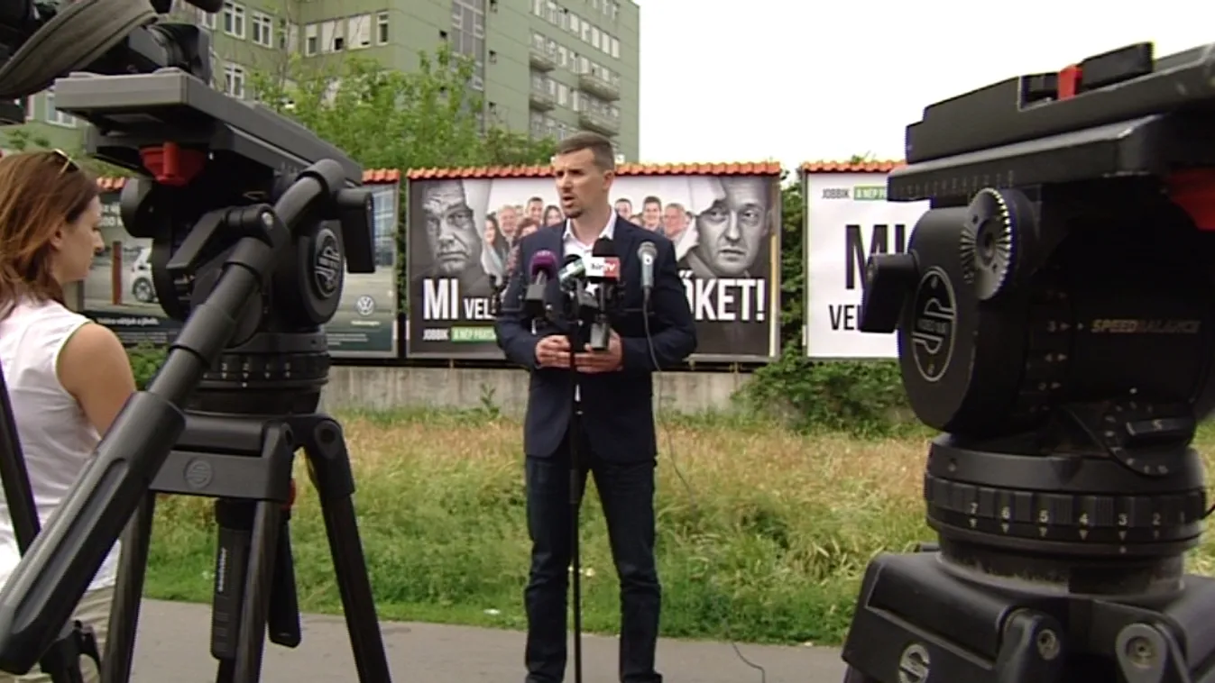„Mi veletek leváltjuk őket!” – Újabb plakátkampányt indít a Jobbik