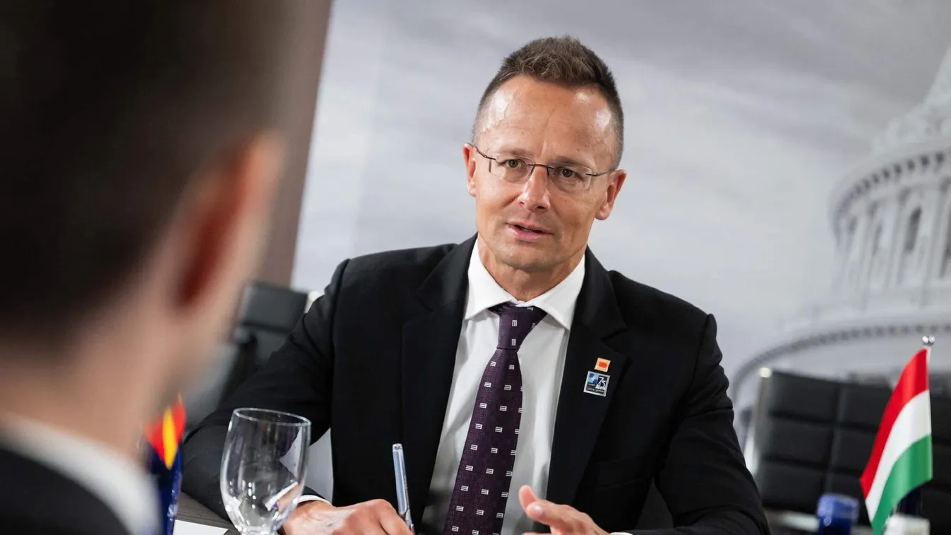 Szijjártó: a NATO részéről komoly ellentmondások övezik az ukrajnai háború kérdését + videó