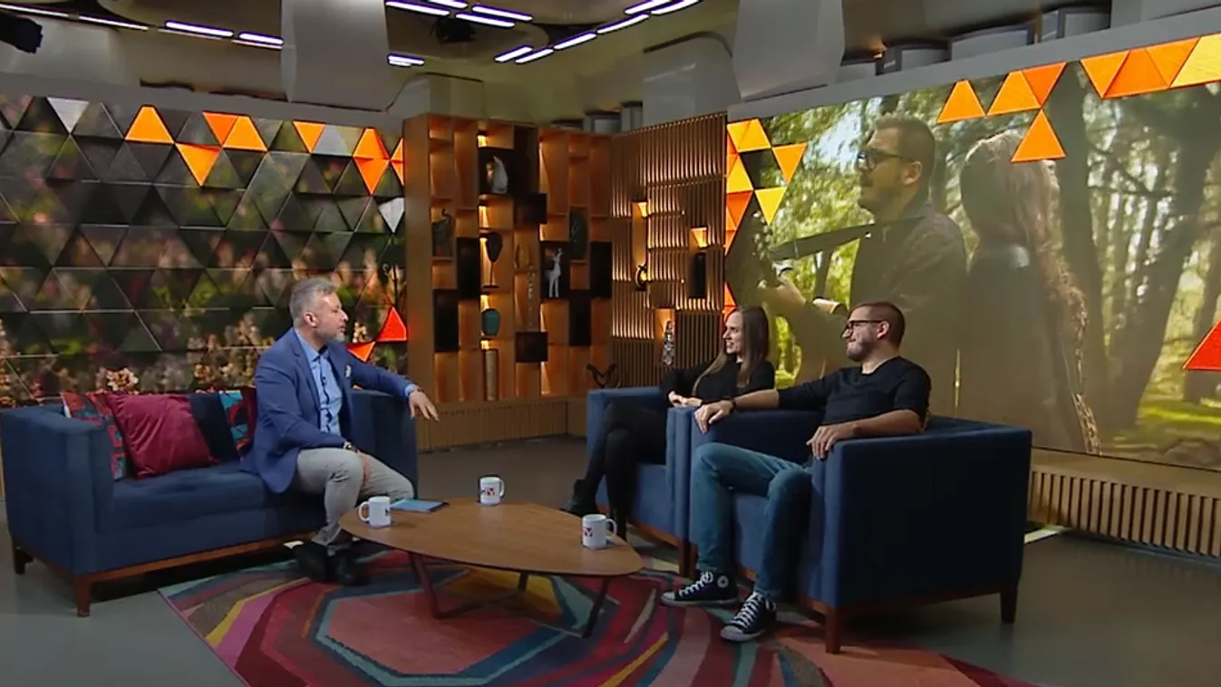 Mozaik - Megjelent Hajdu Klára és Szakonyi Milán második közös duettje