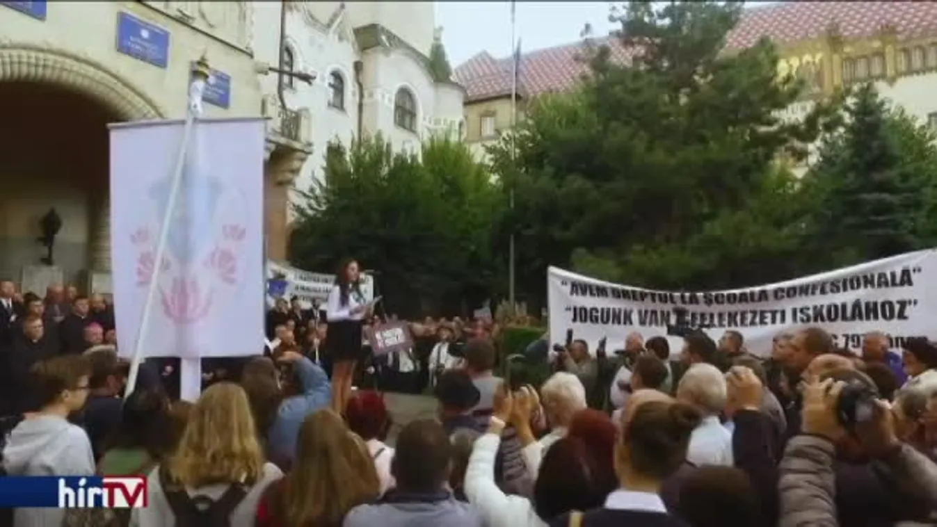 Tüntettek az iskoláért