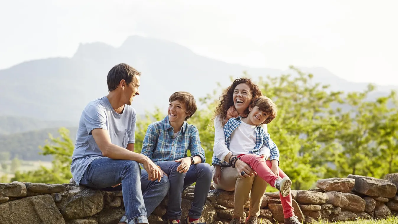 A kormány az erős családokra épülő nemzetben látja a jövőt