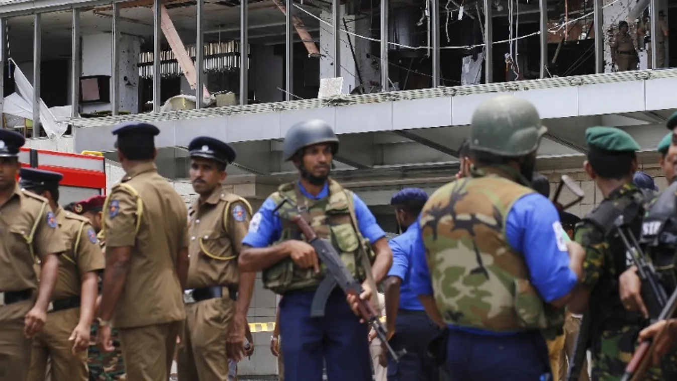 Tizenöt holttestet találtak a pénteki lövöldözés helyszínén