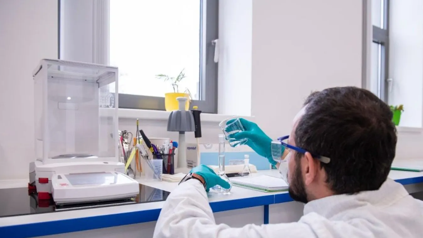 Új kutatási és fejlesztési központot adott át Százhalombattán a MOL