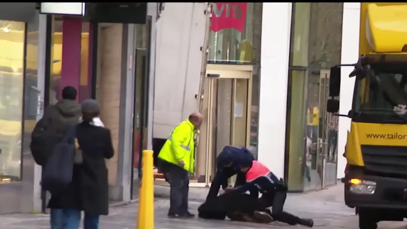 Élőben rögzítette a HírTV kamerája a bűncselekményre készülő fiatalember akcióját Brüsszelben + videó
