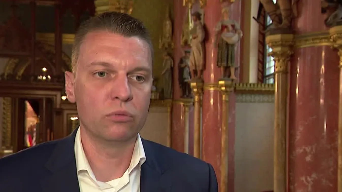 Menczer: A Tisza Pártot most már nem csak Manfred Weber és von der Leyen irányítják + videó