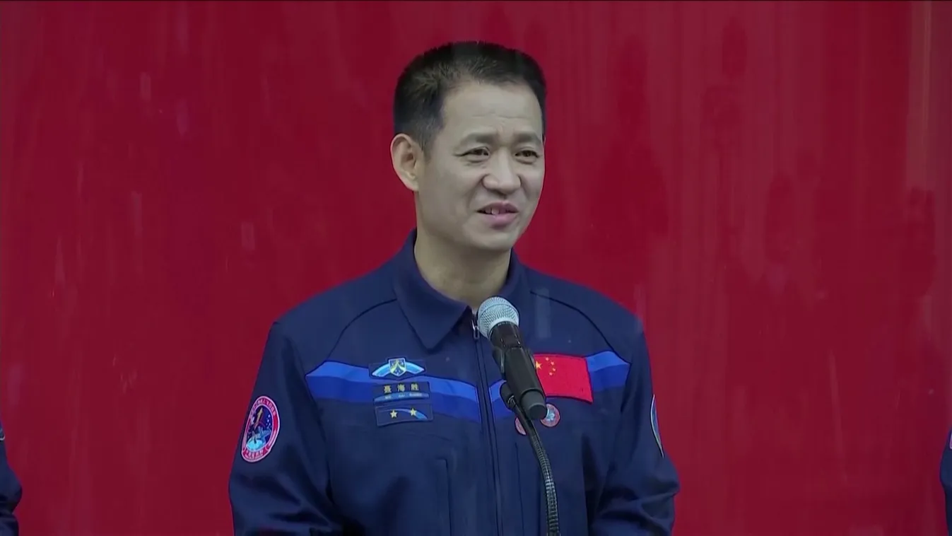 Három asztronautát küld Kína az űrállomásra