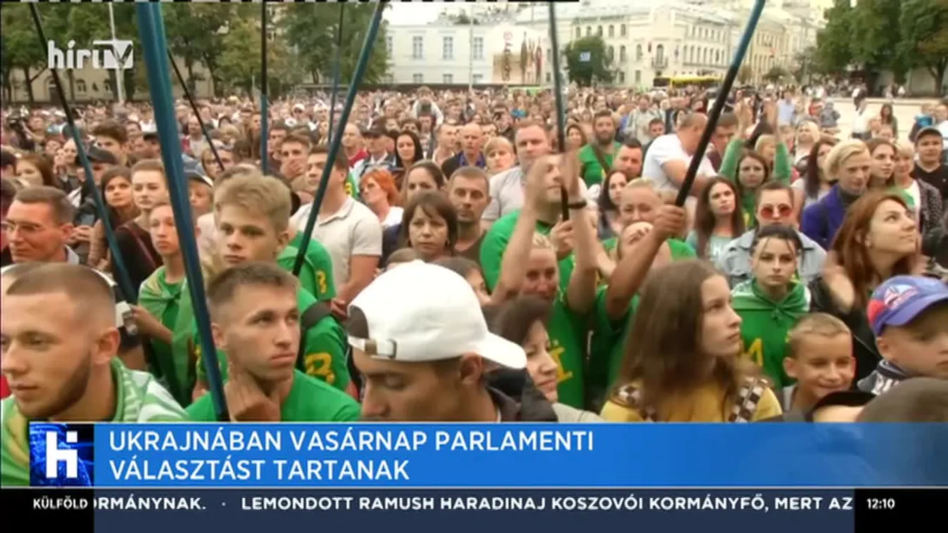 Ukrajnában vasárnap parlamenti választást tartanak